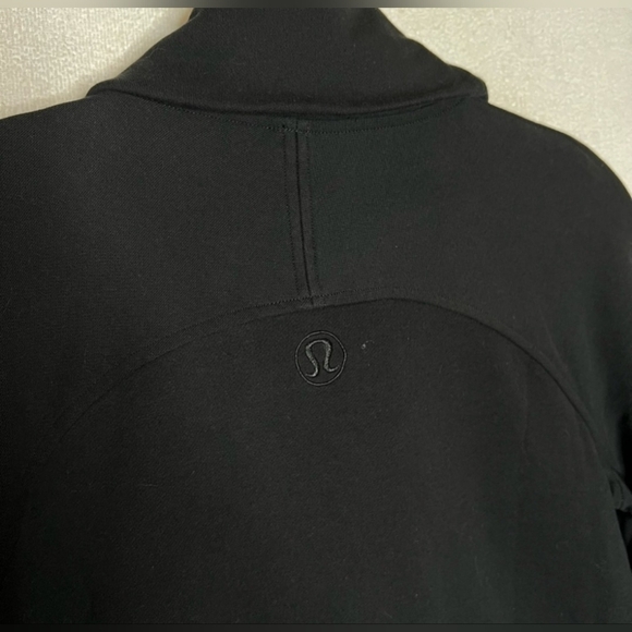 Lululemon Cotton Terry Embroidered Floral Patches To You Tunic In Black Size 4 - Picture 5 of 13